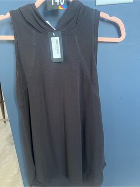 Chrissy Hooded Tank (NWT) Black 🍒Size XS/S *Oversized